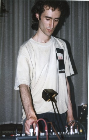 IRUÑEA Udako Euskal Unibertsitatea 2004.jpg